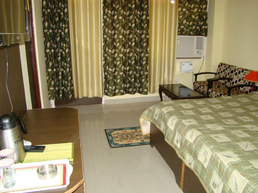 Munish Resorts Mandi Esterno foto